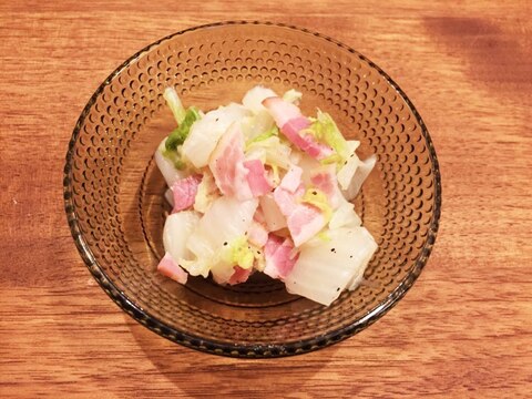 茹でたら1分！白菜とベーコンサラダ？